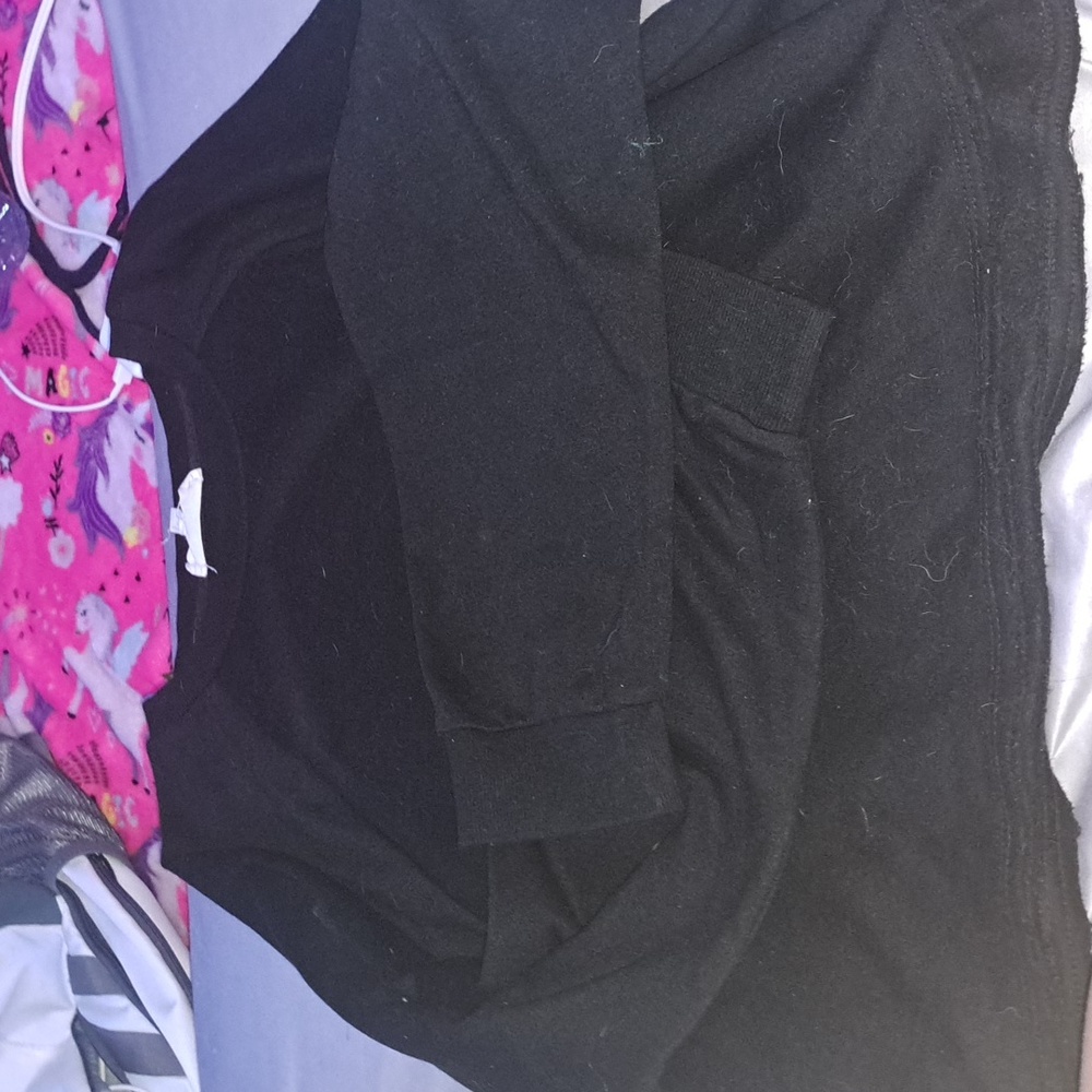 Black cropped hoodie